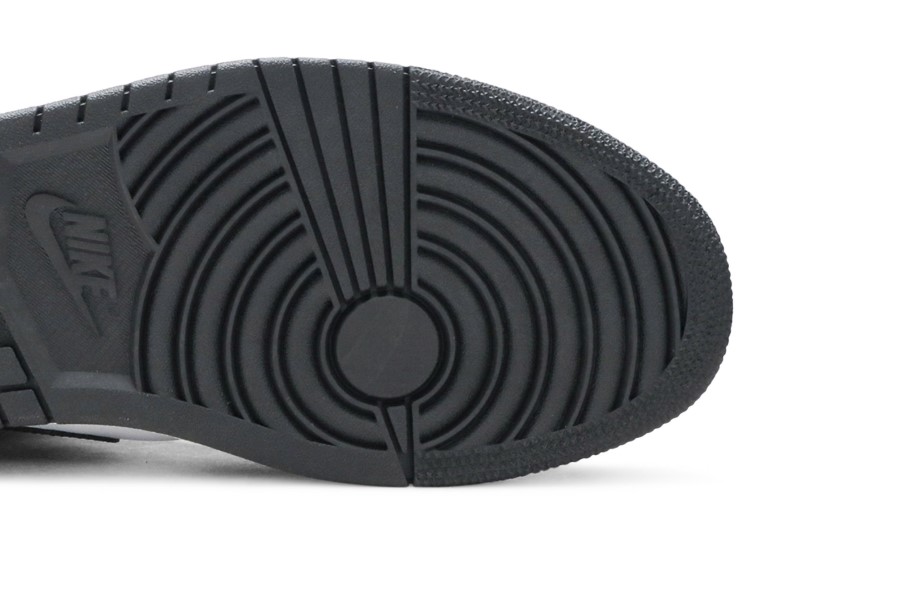 Air Jordan 1 Mid Chicago Style Black Toe