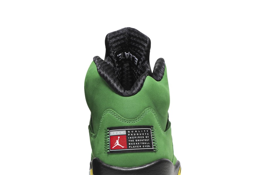 Zrak Jordan 5 Retro Se Stil Oregon