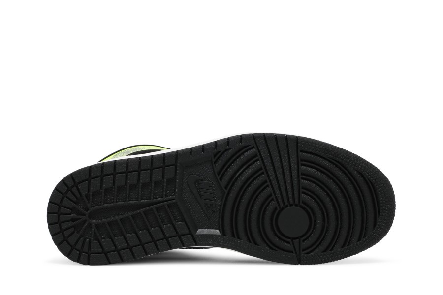 Air Jordan 1 Retro High And Volt Gold