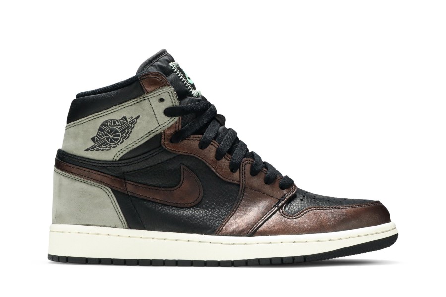 Air Jordan 1 Retro High And Patina