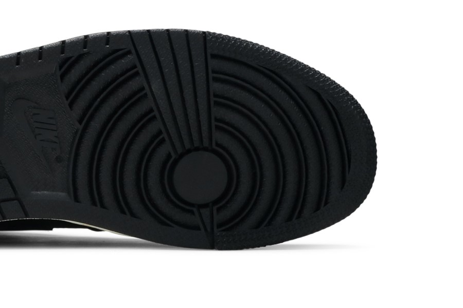 Air Jordan 1 Retro High And Patina