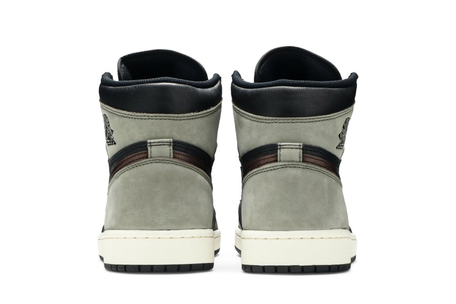 Air Jordan 1 Retro High And Patina