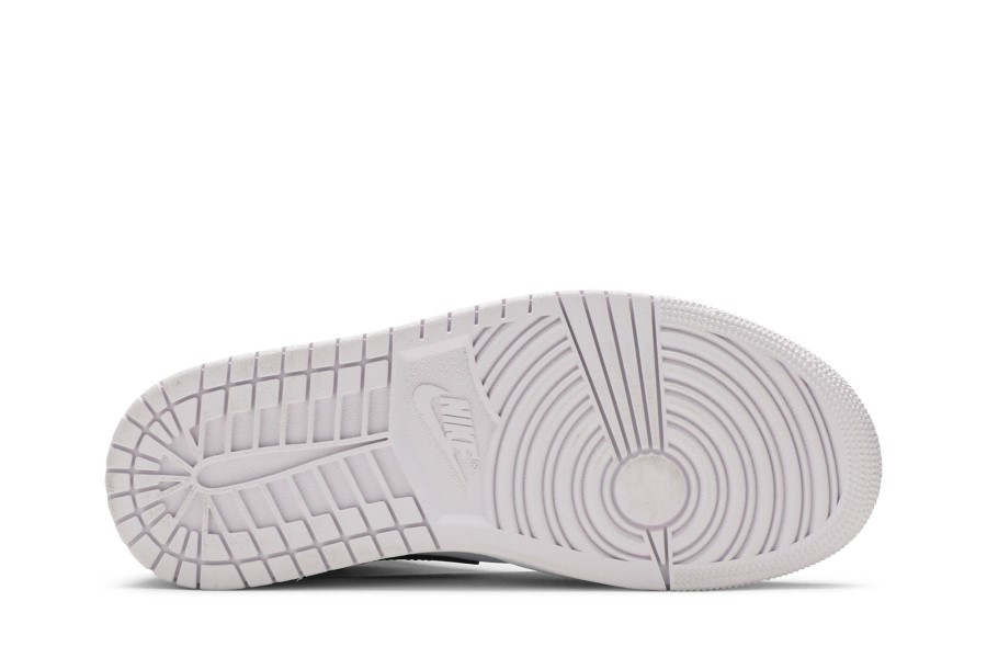 Wmns Air Jordan 1 Mid Jedva Porastao