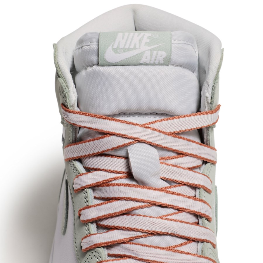 Wmns Air Jordan 1 Retro High Og Seafoam