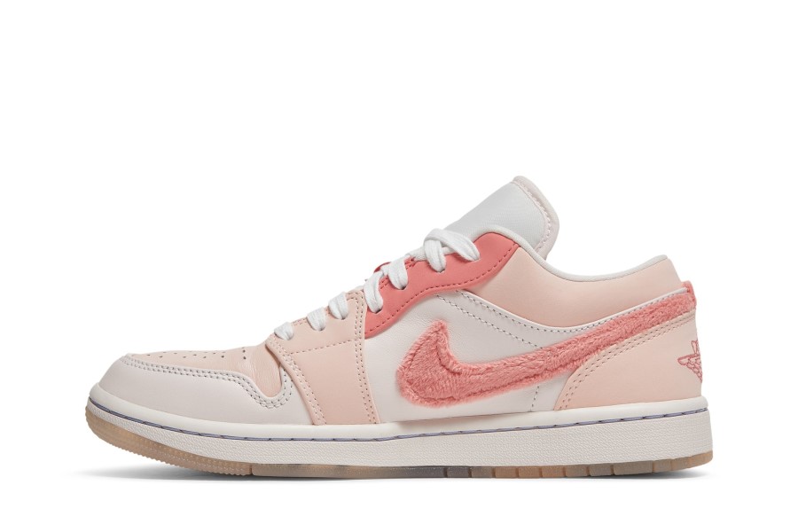 Wmns Air Jordan 1 Low Se Moćni Swooshers
