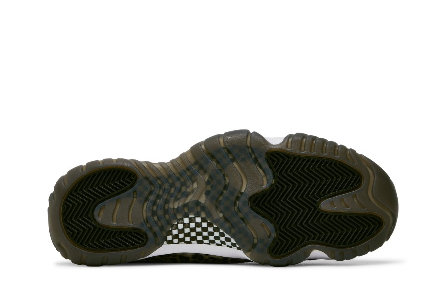 Wmns Air Jordan 11 Retro životinjski Instinkt