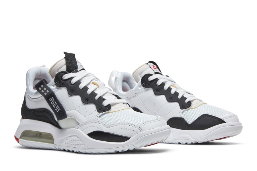 Jordan Ma2 Svijetlo Dimno Siva Sveučilišna Crvena