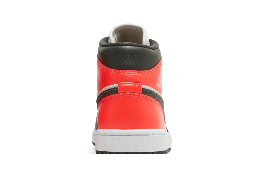 Wmns Air Jordan 1 Mid Se Novinski Papir