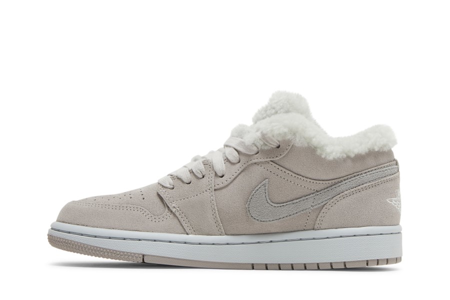 Wmns Air Jordan 1 Low Se Sherpa Fleece