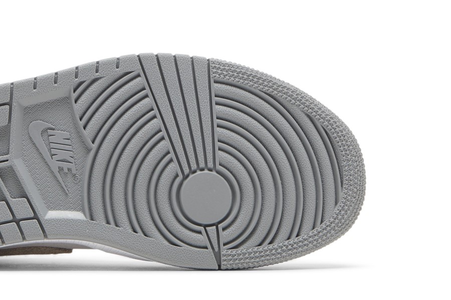 Wmns Air Jordan 1 Mid Se čestica Siva