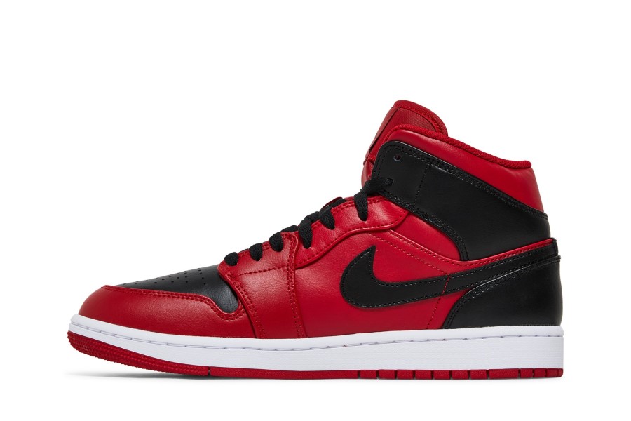 Air Jordan 1 Mid Reverse Bred
