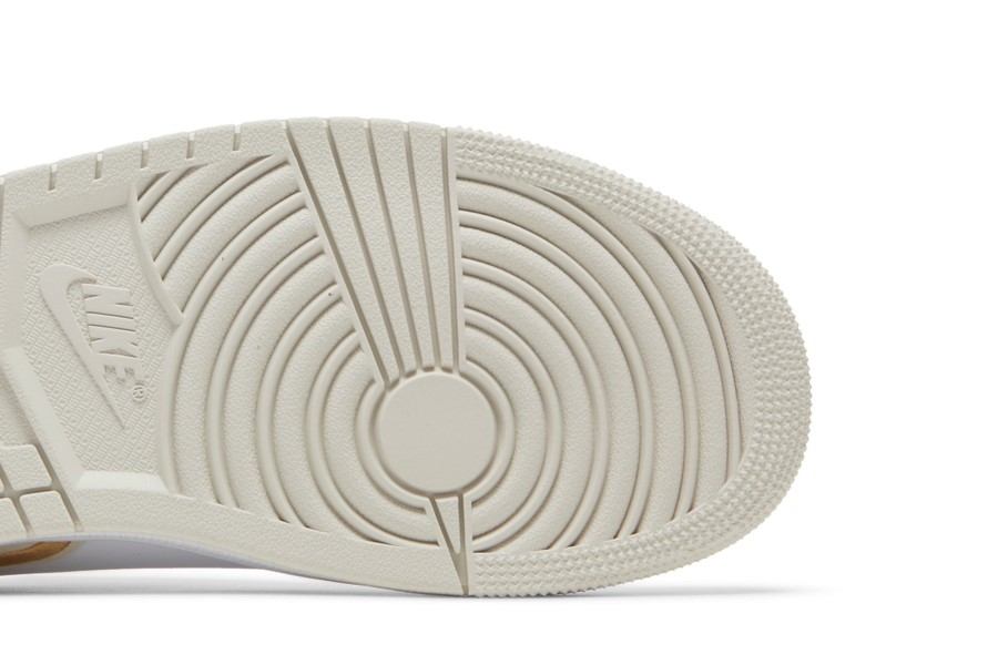 Air Jordan 1 Središnji Teren Bijelo Zlato