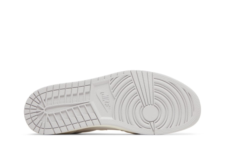 Zrak Jordan 1 Mid Se Iznutra Prema Van