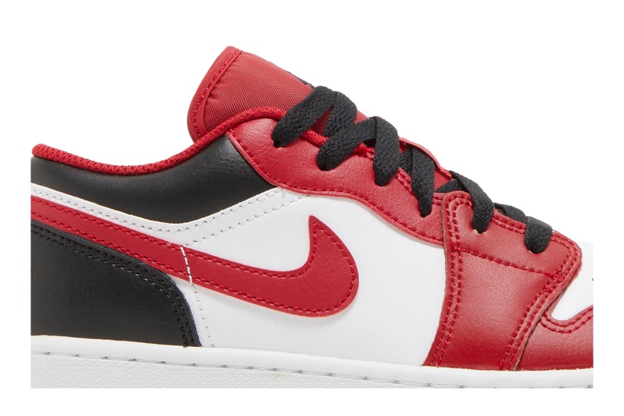 Air Jordan 1 Low Gs Reverse Black Toe