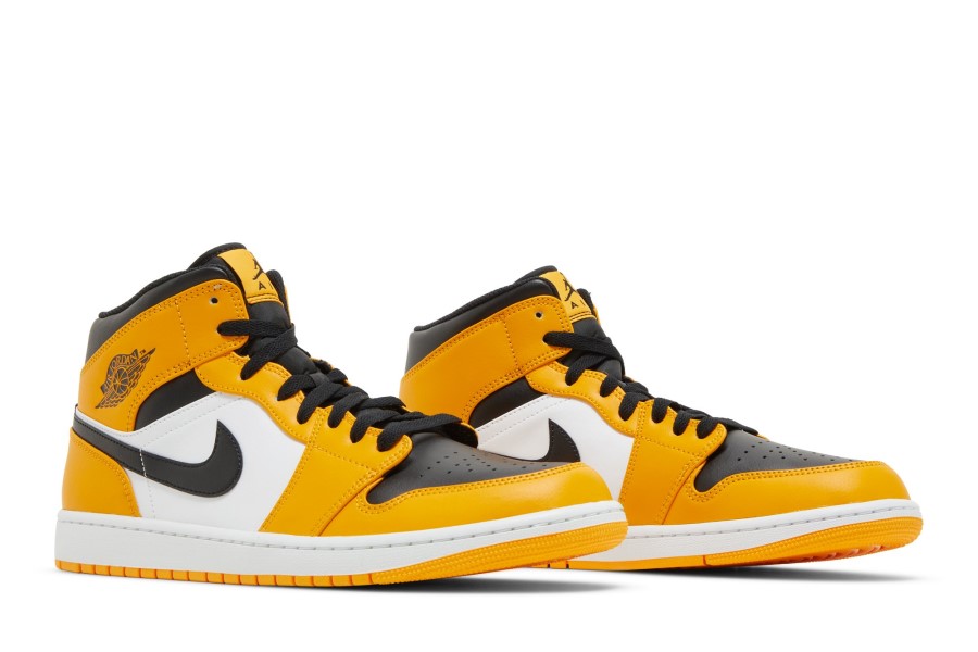 Air Jordan 1 Mid Reverse Yellow Toe