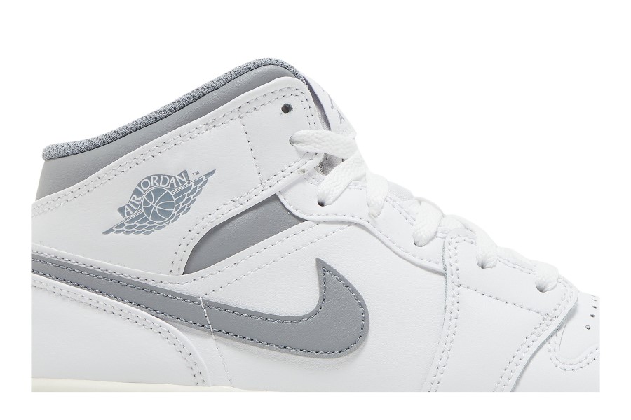 Air Jordan 1 Mid Gs Neutralno Siva