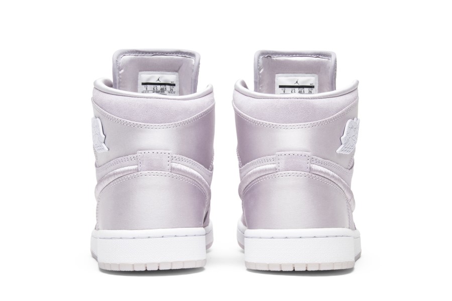 Wmns Air Jordan 1 Retro High Season Of Her: Barely Grape