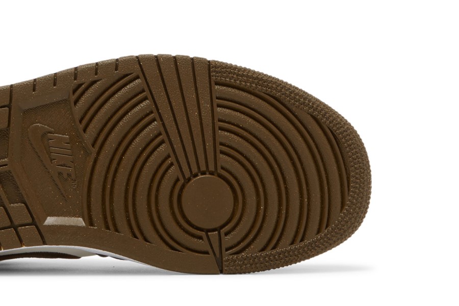 Wmns Air Jordan 1 Low Se Svijetlo Maslinasto