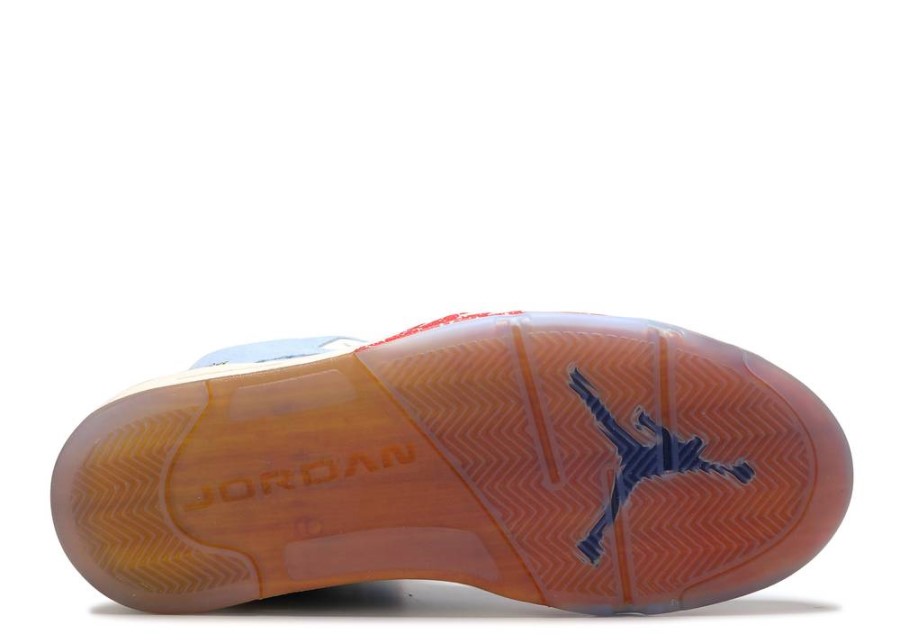 Trofejna Soba X Air Jordan 5 Retro Ledeno Plava