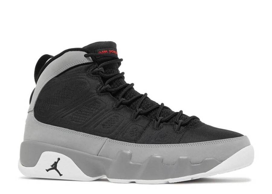 Air Jordan 9 Retro' čestica Siva