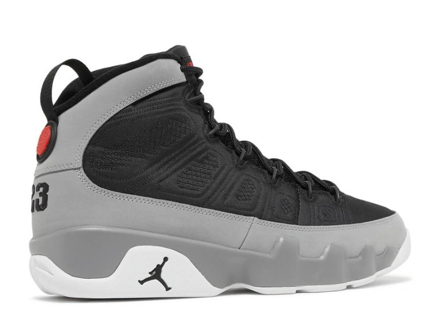Air Jordan 9 Retro' čestica Siva