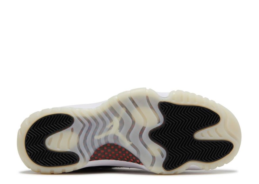 Air Jordan 11 Retro Low'72-10' Crna