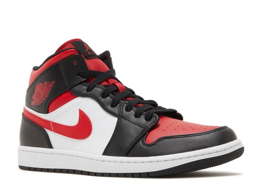 Air Jordan 1 Mid Bred Toe Black