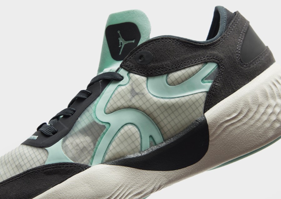 Air Jordan Delta 3 Nisko Siva