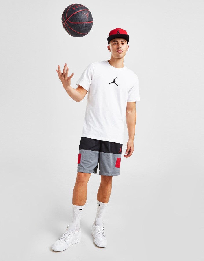 Bijela Majica S Jordan Centralnim Logom