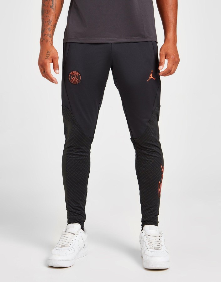 Jordan Paris Saint Germain Strike Trenirke Crne