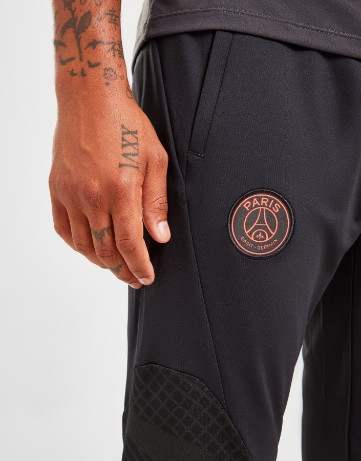 Jordan Paris Saint Germain Strike Trenirke Crne
