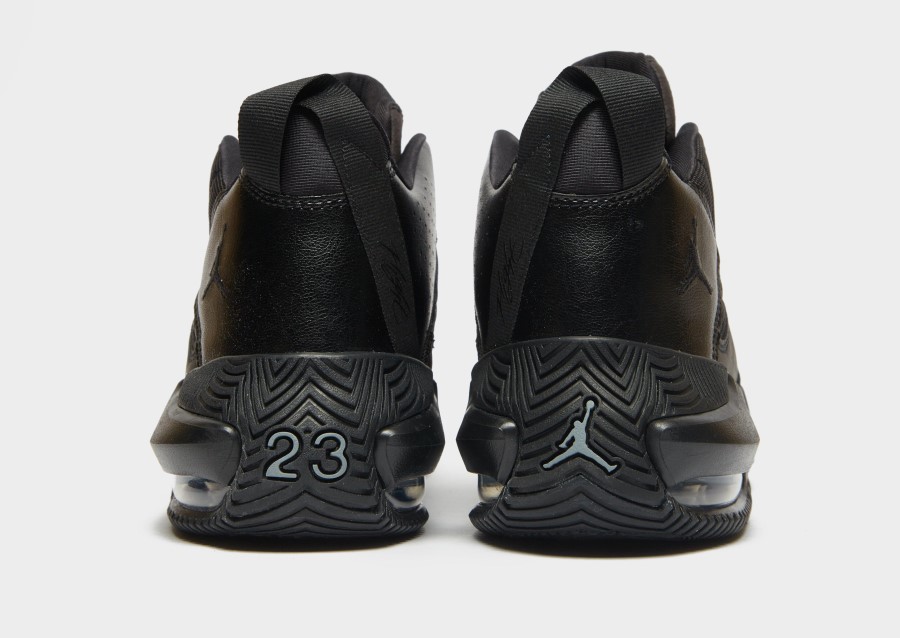 Jordan Ostani Lojalan Crnac