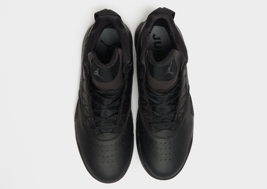 Jordan Ostani Lojalan Crnac