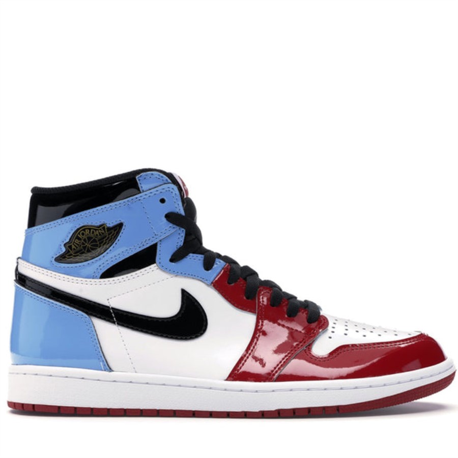 Air Jordan 1 Retro High Neustrašivi Unc Chicago